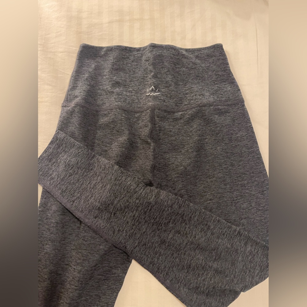 Beyond Yoga Grey Leggings